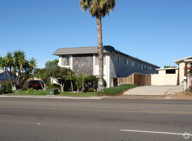 Building Photo - La Casa Bonita Apartments