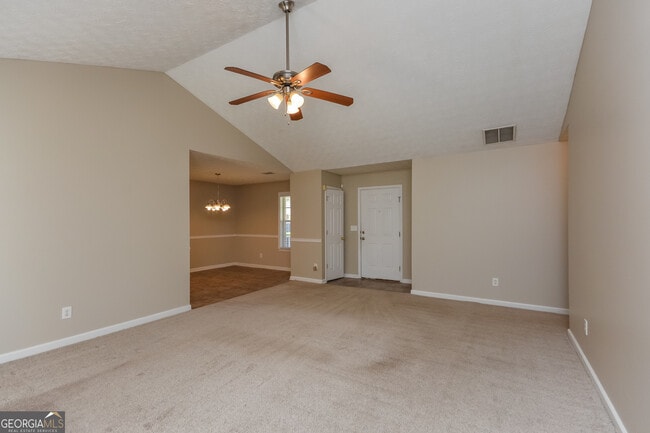 Foto del edificio - 155 Creekside Trail