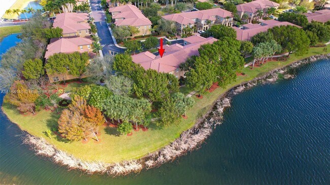 Building Photo - 6869 Julia Gardens Dr