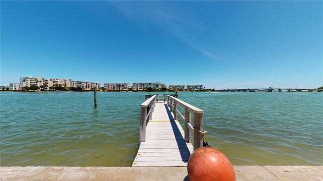Foto del edificio - 7901 Boca Ciega Dr