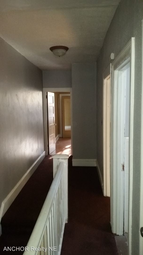 Building Photo - 3 br, 1 bath House - 938 W Fisher Ave.