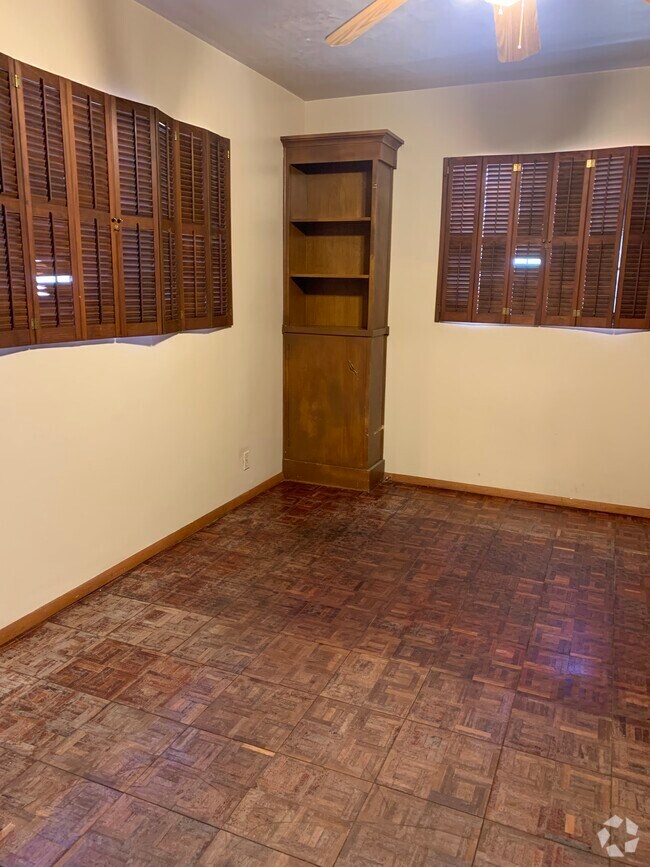 Indian House Estates Student Apartments for Rent Tucson, AZ 1