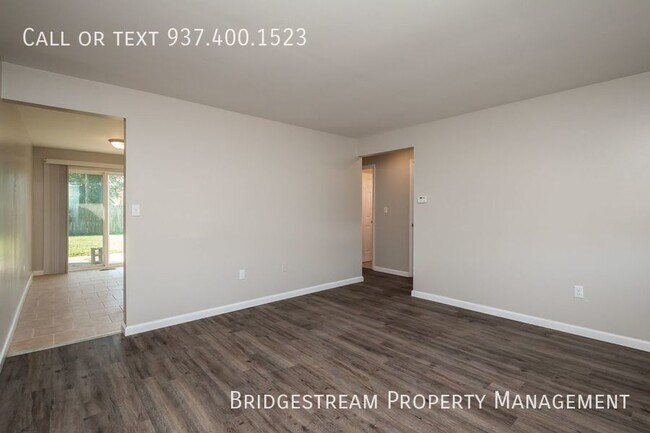 Foto del edificio - 2 bedroom, 1 bath ranch apartment in Huber...