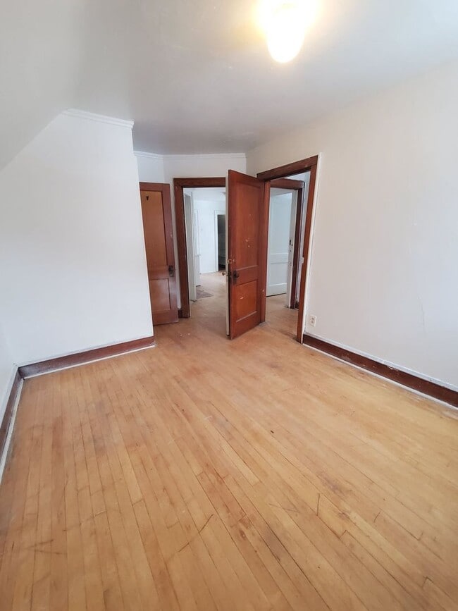 Foto del edificio - 5 Bedroom Single Family
