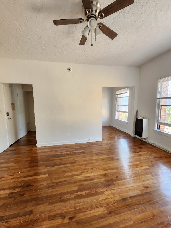 Building Photo - 1845 N Gramercy Pl