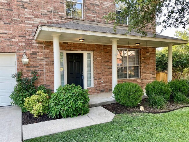 Foto del edificio - 3102 Blue Ridge Dr
