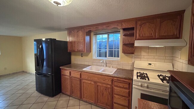 Foto del edificio - 1404 Teresa St