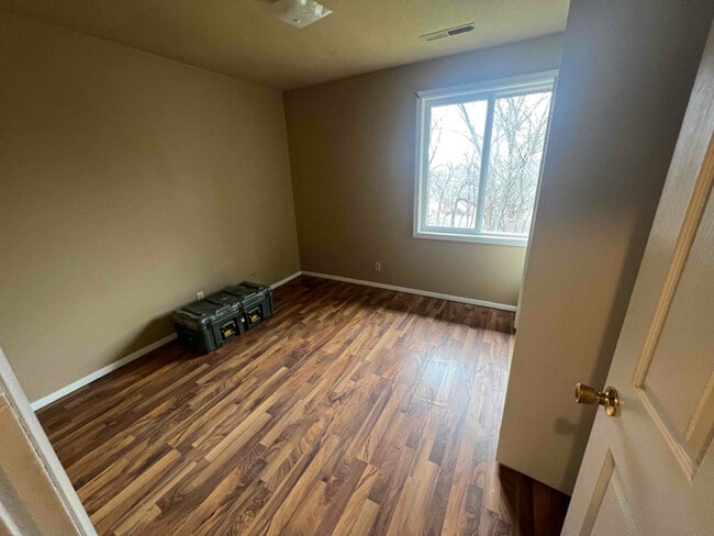 Building Photo - 111 Hilltop Ct