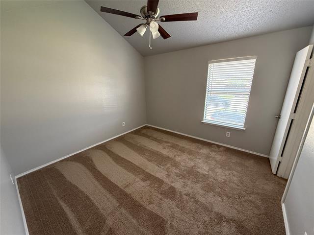 Building Photo - 728 Bluebonnet Dr