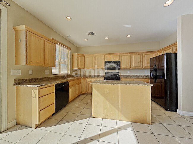 Foto del edificio - 1095 Willjay Ln