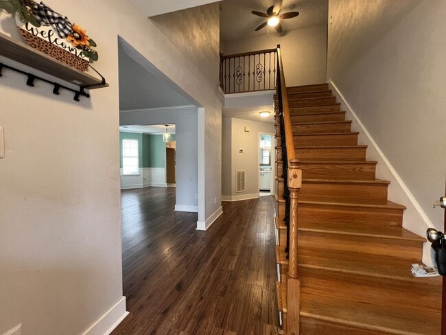 Building Photo - Beautiful 4-Bedroom Home in Kiln Creek