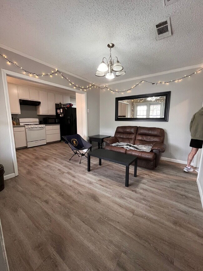 Foto del edificio - Pre-Leasing for Summer/Fall 2026 - Close to TTU & Covenant Hospital