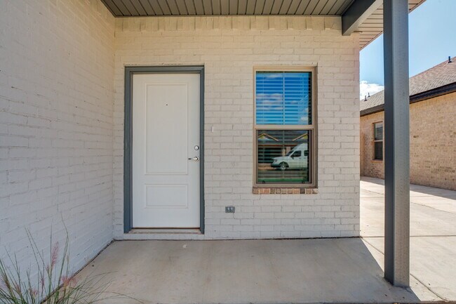 Foto del edificio - Brand new townhomes in Frenship East!