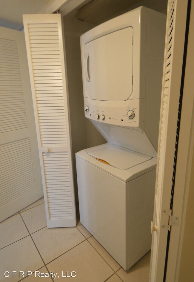 Foto del edificio - 11550 Baywood Meadows Dr