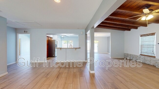 Foto del edificio - 406 47th St NW