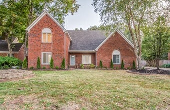 Building Photo - 8667 Havenhurst Dr