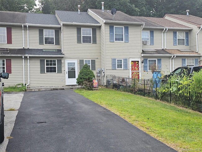 Building Photo - 507 Rakov Rd