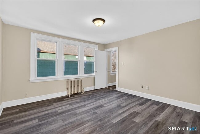 Foto del edificio - 38 Bristol St