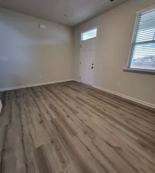 Photo - 4031 Penwood Pl House