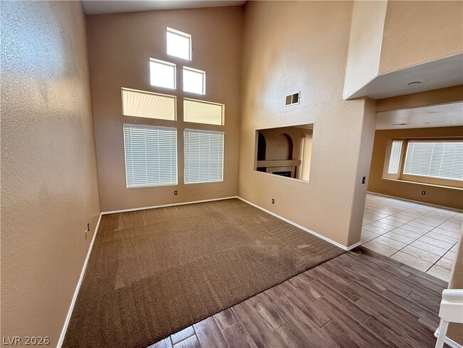 Building Photo - 922 Prairie Grass Dr