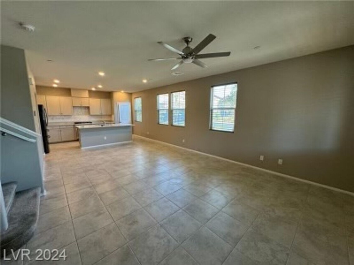 Building Photo - 2834 Turnstone Ridge St