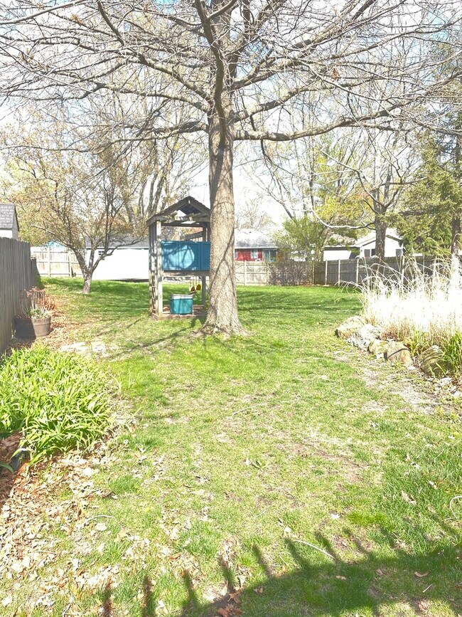 Foto del edificio - 748 Hageman Pl