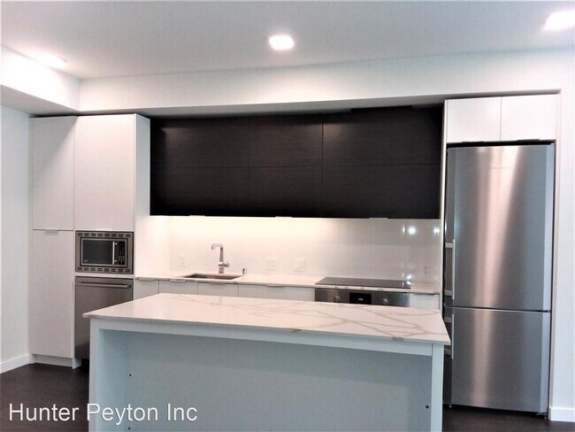 Building Photo - 2 br, 2 bath House - 1605 Riviera Ave #406