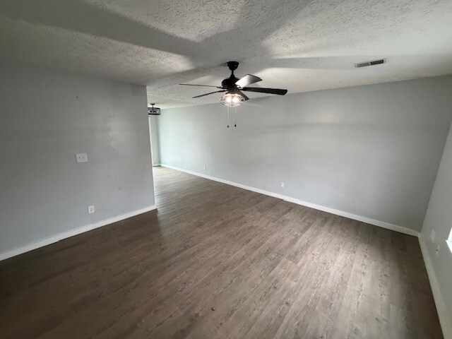 Foto del edificio - 111 Norwood Dr