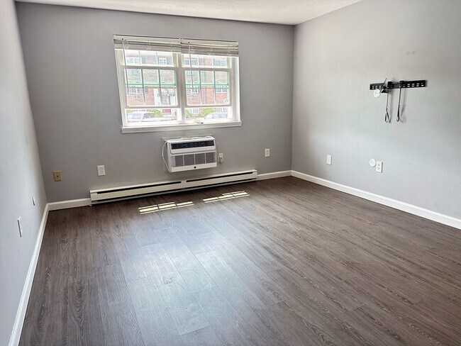 Foto del edificio - 4 Maple Crest Cir