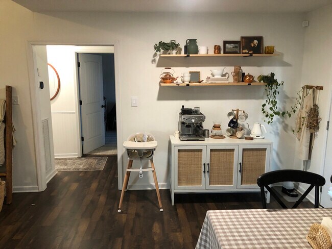 Foto del edificio - 140 Landon Ln