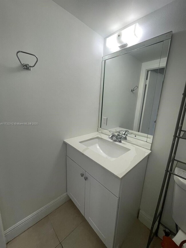 Foto del edificio - 1 bedroom in North Miami FL 33162