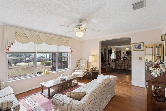 Foto del edificio - 17530 County Rd 455