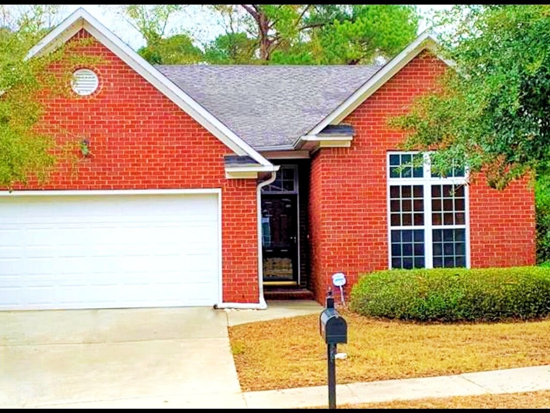 Primary Photo - 3 Bed 2Bath Family Townhome in Augusta