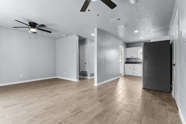 Foto del edificio - 1405 Hillside St