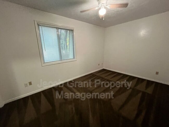 Foto del edificio - 757 Whittier St