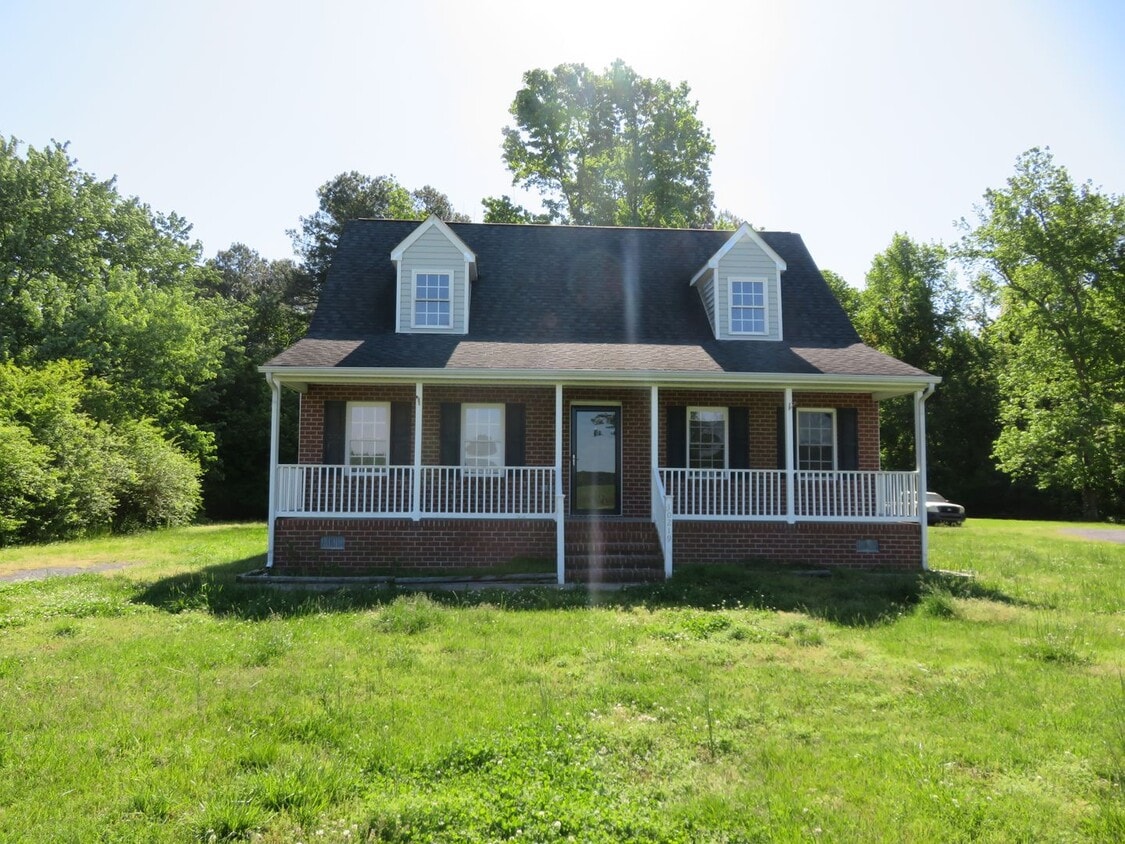 Primary Photo - Dinwiddie VA