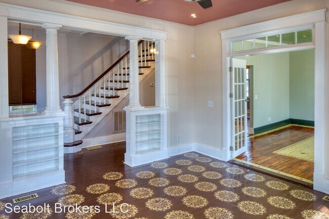 Foto del edificio - 3 br, 2.5 bath House - 734 E 37th St