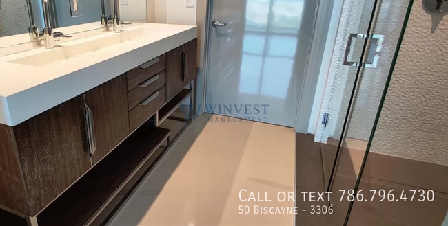 Building Photo - 50 Biscayne-3306