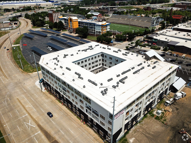 Aerial Photo - Henry Lofts