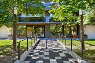 Building Photo - 145 Cosburn Avenue