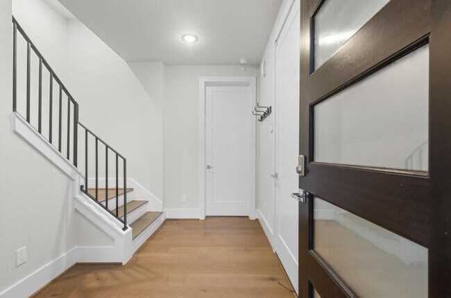 Foto del edificio - 836 Fisher St