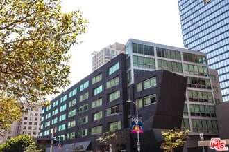 Building Photo - 901 Flower St