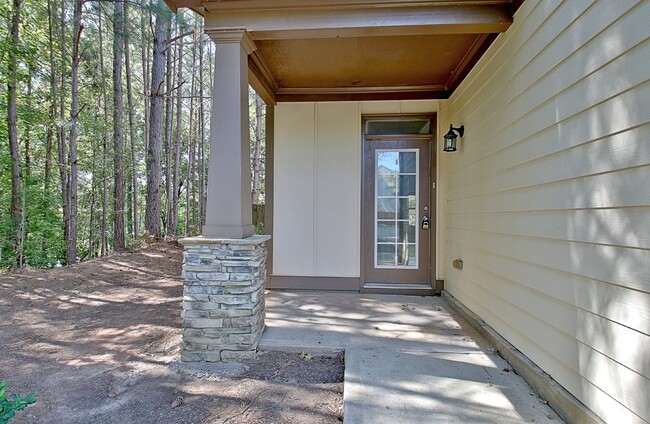 Building Photo - Charming 3-Bedroom Home - Covington Terrac...