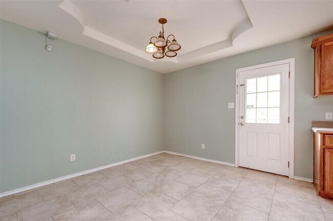 Foto del edificio - 18735 Reynolds Park Dr