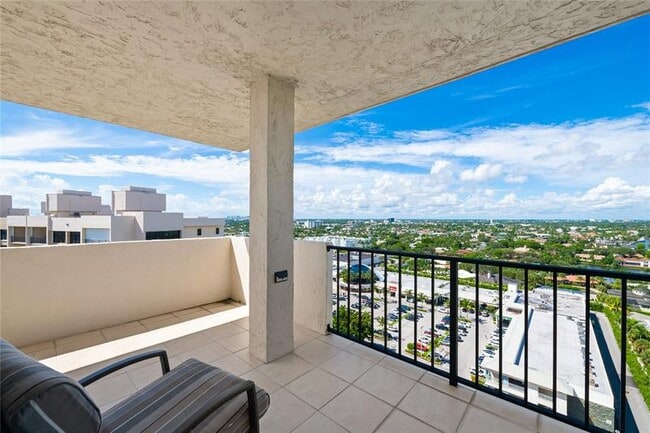 Building Photo - 5000 N Ocean Blvd