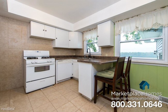 Building Photo - 8520 78th Ave W
