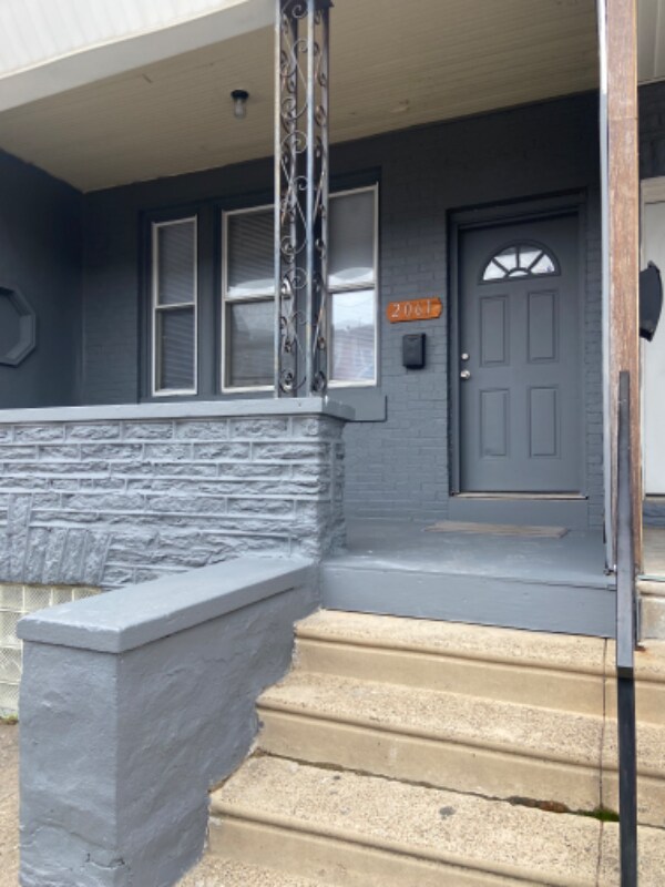 Building Photo - 2061 E Venango St
