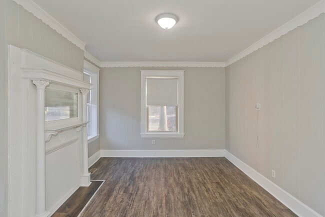 Building Photo - 116 Fort Pleasant Ave