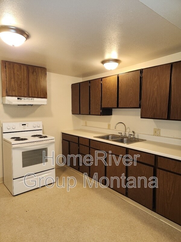 Foto del edificio - 1300 Byron St