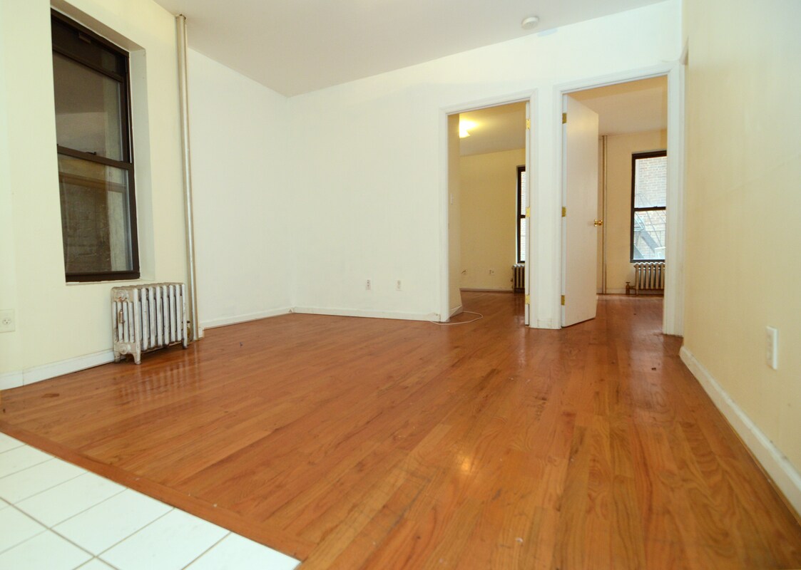 Primary Photo - 53 Allen St